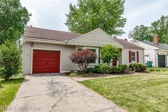 4313 Berkshire Rd in Royal Oak, MI - Building Photo - Building Photo