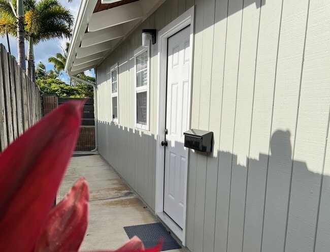 527 Paopua Pl in Kailua, HI - Building Photo - Building Photo
