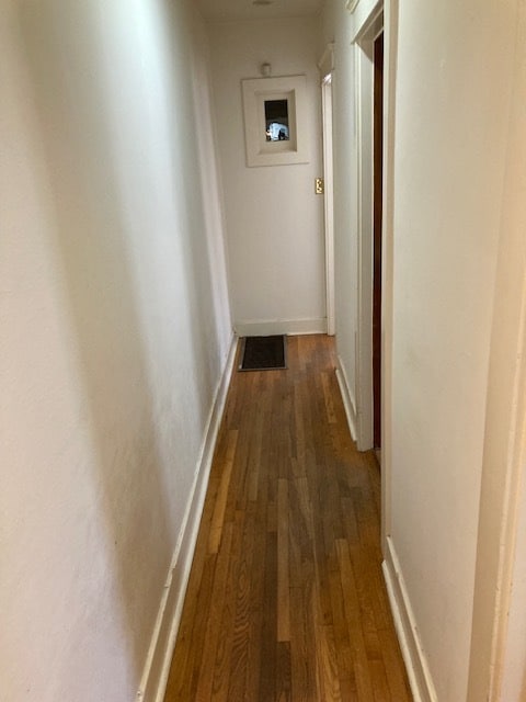 1345 E Topeka St in Pasadena, CA - Foto de edificio - Building Photo