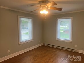 233 Bell St in Mooresville, NC - Building Photo - Building Photo