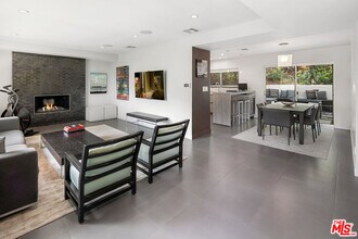 3362 Coy Dr in Los Angeles, CA - Building Photo - Building Photo