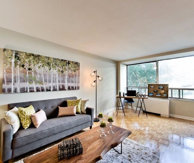 660 Briar Hill in Toronto, ON - Building Photo - Building Photo