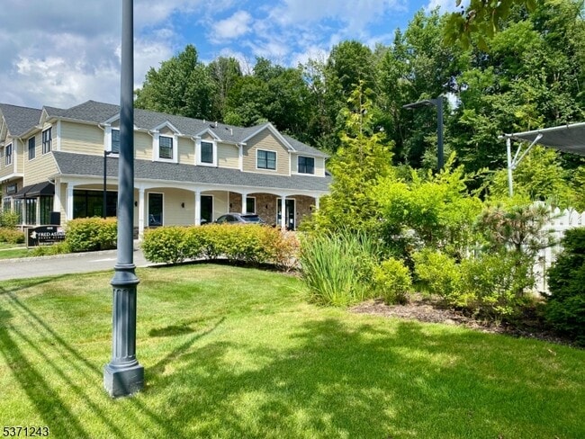 property at 688 US-202