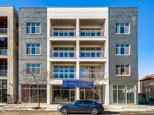 834 N Ashland Ave in Chicago, IL - Building Photo