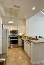9263 Regents Rd in San Diego, CA - Building Photo - Building Photo