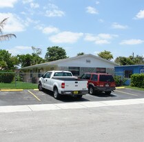101-103 NW 28th Ter in Fort Lauderdale, FL - Building Photo