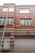 2427 N Clybourn Ave, Unit D in Chicago, IL - Building Photo