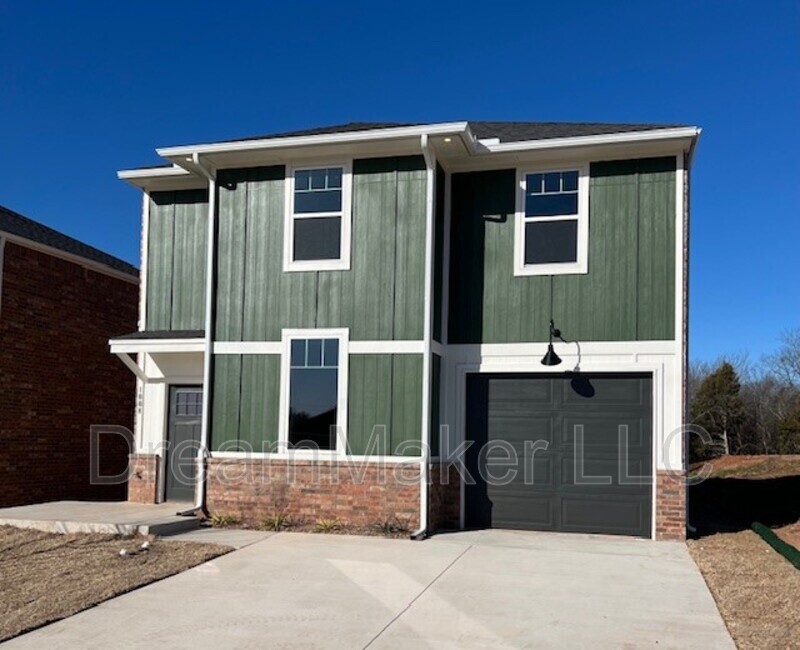 1008 Varenna Ln in Norman, OK - Building Photo