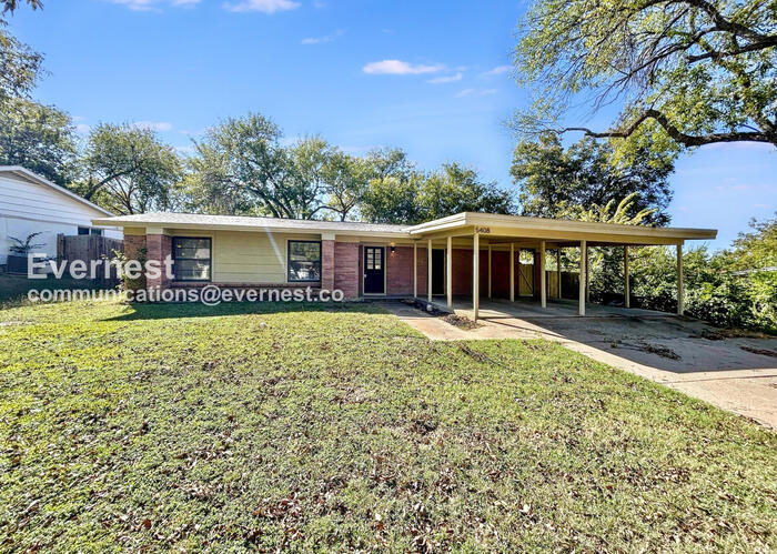 5408 Waltham Ave in Fort Worth, TX - Foto de edificio