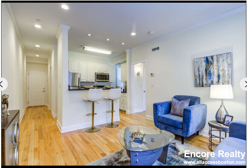 1 Chauncy St, Unit 2 in Cambridge, MA - Building Photo