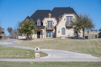 The Resort on Eagle Mt. Lake in Fort Worth, TX - Foto de edificio - Building Photo