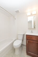 641 Hamlin St NE in Washington, DC - Building Photo - Building Photo