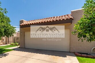 3345 E University Dr in Mesa, AZ - Building Photo - Building Photo
