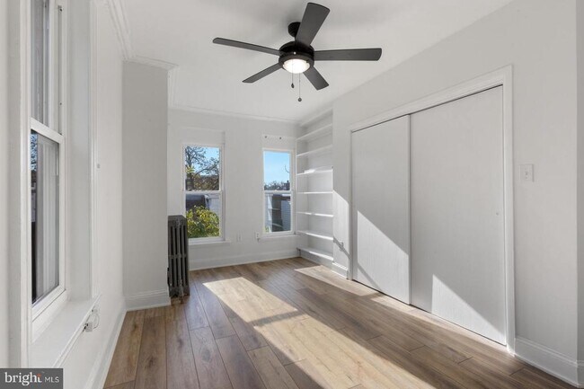 property at 2938 W Girard Ave