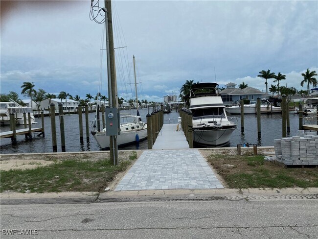 property at 12100 Siesta Dr