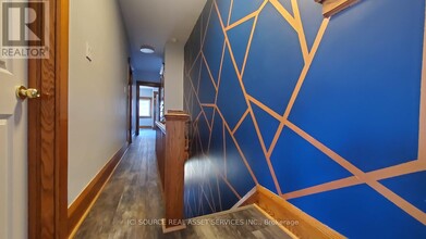 1737 Dufferin St in Toronto, ON - Building Photo - Building Photo
