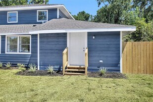 16016 Green Manor Dr in Humble, TX - Building Photo