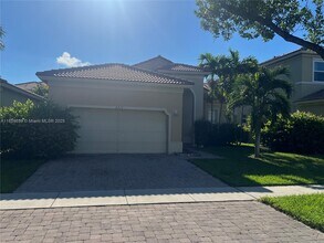 2217 NE 41st Ave in Homestead, FL - Building Photo - Building Photo