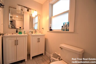 80 Hillside St, Unit 2 in Boston, MA - Foto de edificio - Building Photo