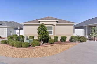 9191 SE 166th Sprung Ln in the Villages, FL - Building Photo - Building Photo