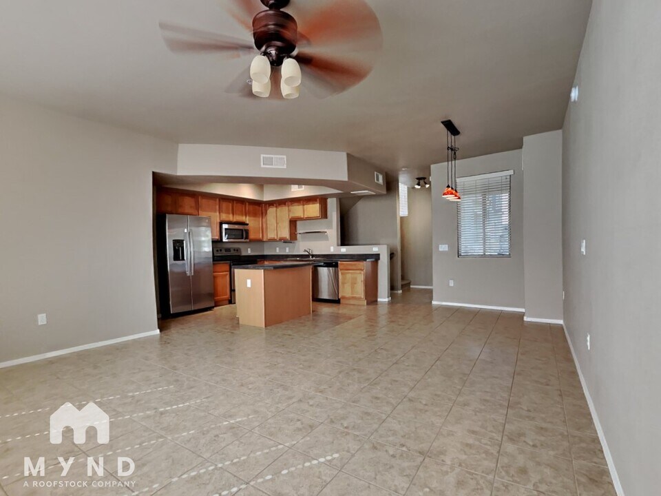 280 S Evergreen Rd in Tempe, AZ - Building Photo