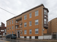 3248-3250 Gilbert Ave in Cincinnati, OH - Building Photo - Building Photo