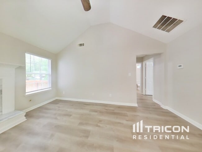 65 Applewood Cir in Newnan, GA - Building Photo - Building Photo