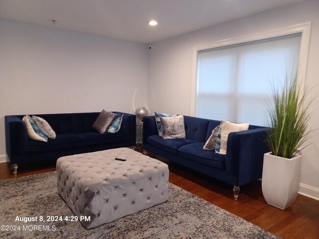 241 Woodcrest Rd in Ocean Township, NJ - Building Photo - Building Photo