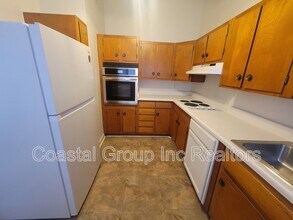 1637 Wright Ln in Virginia Beach, VA - Building Photo - Building Photo