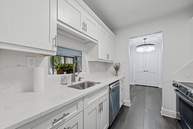 40 Le Forge Ct in Chesterbrook, PA - Building Photo - Building Photo