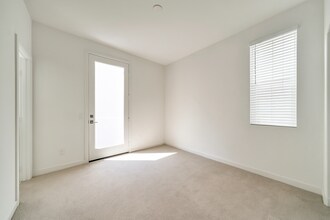 142 Juniper Dr in Ladera Ranch, CA - Building Photo - Building Photo