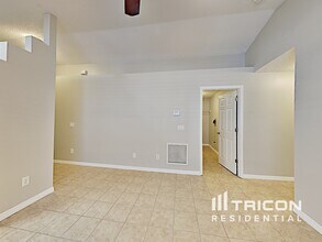 8514 Blackberry Ave in Orlando, FL - Building Photo - Building Photo