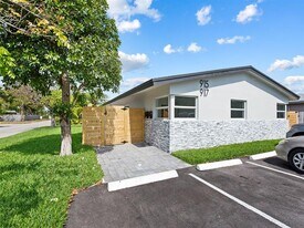915 NE 9th St in Pompano Beach, FL - Building Photo