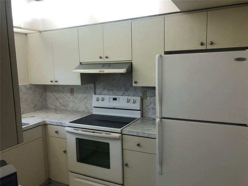 3502 NW 114th Ln in Coral Springs, FL - Building Photo