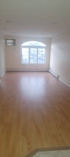 17606 Jamaica Ave, Unit Debbie in Jamaica, NY - Building Photo - Building Photo