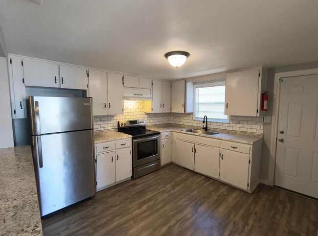 2114 La Cruz St in San Angelo, TX - Building Photo - Building Photo