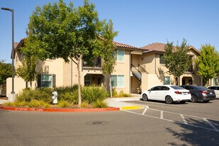 The Mesa at Laguna Ridge in Elk Grove, CA - Building Photo