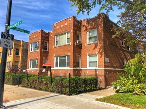 2500 W Marquette Rd in Chicago, IL - Building Photo - Building Photo