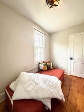 567 Spring Mills Rd in Milford, NJ - Building Photo - Building Photo