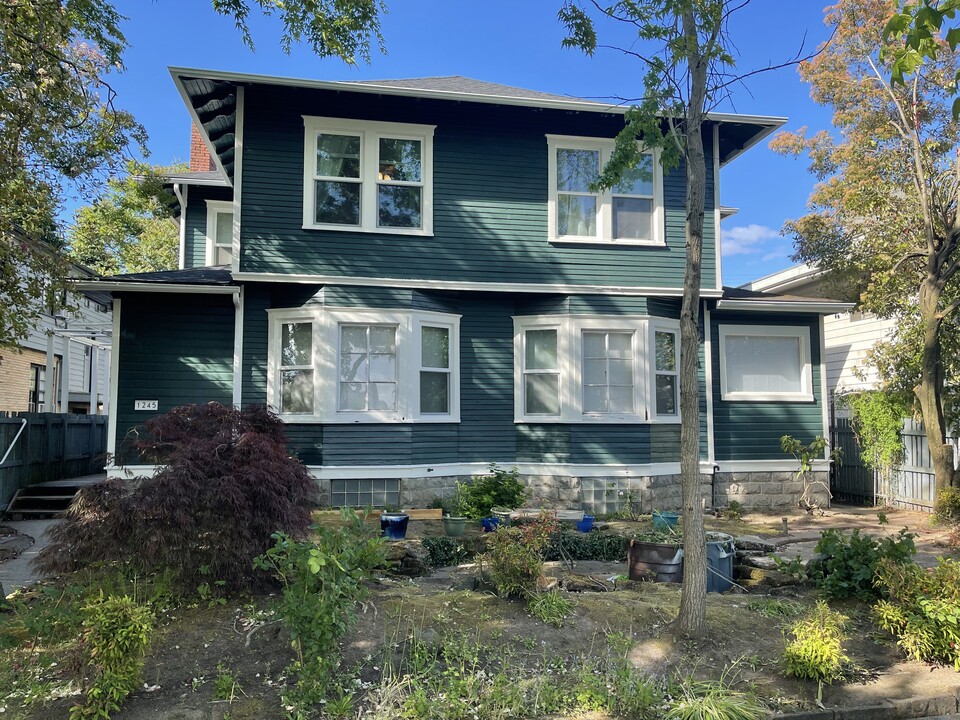 6 Nineteen Apartments in Salem, OR - Building Photo