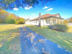 2500 Johnson St in Kannapolis, NC - Building Photo - Building Photo