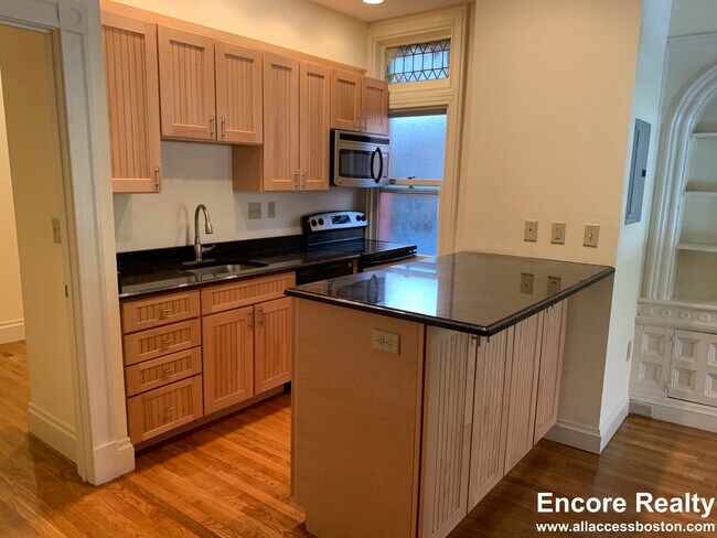 195 Commonwealth Ave in Boston, MA - Building Photo - Building Photo