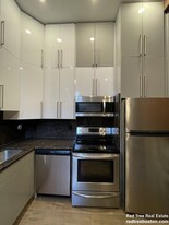 1028 Commonwealth Ave, Unit 3 Apartamentos