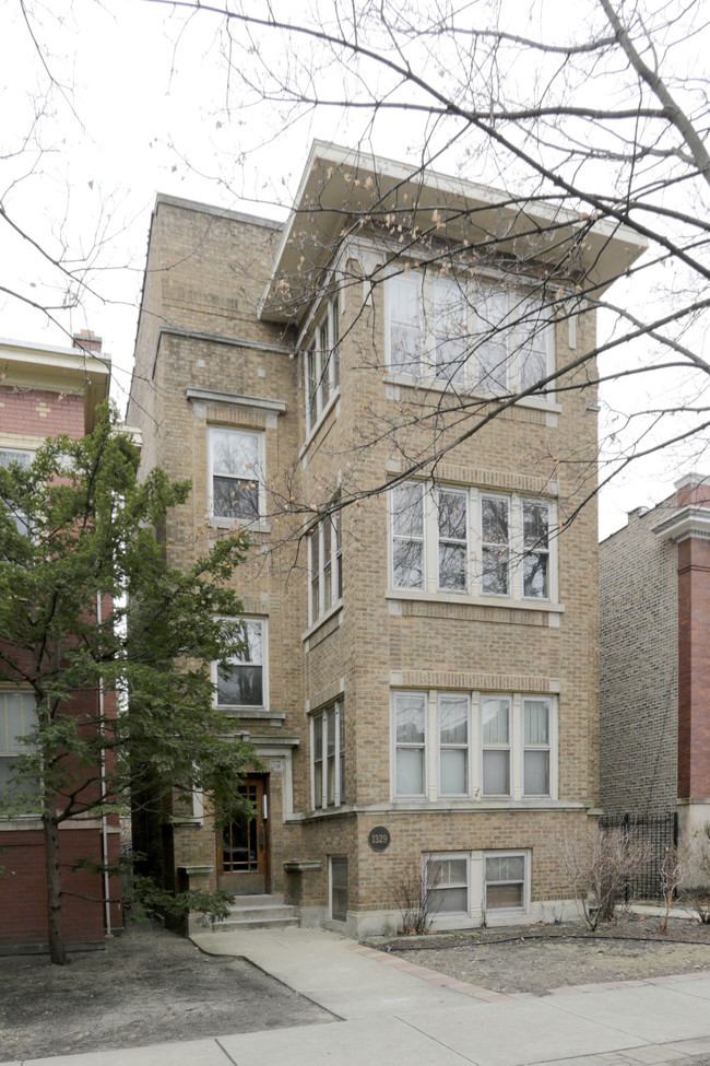 1329 W Thorndale Ave in Chicago, IL - Building Photo - Building Photo