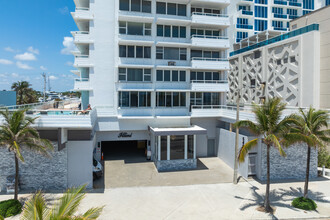 The Illini Condominium in Fort Lauderdale, FL - Building Photo - Building Photo