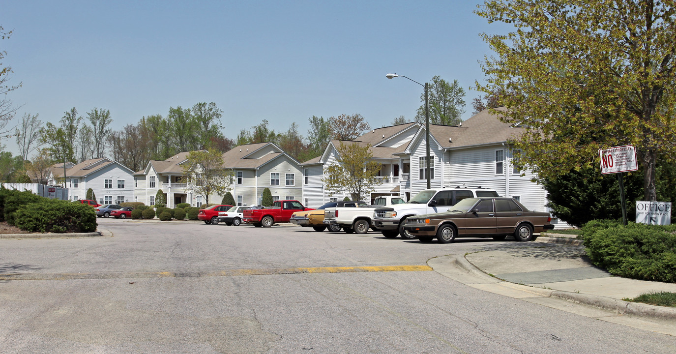 Fox Haven Apartments in Raleigh, NC - Foto de edificio