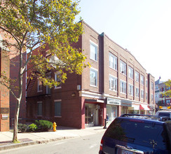 Ritz Manor in Quincy, MA - Foto de edificio - Building Photo