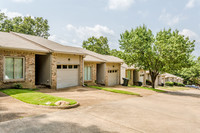 Green Mountain Apartments in Little Rock, AR - Foto de edificio - Building Photo