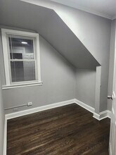 3019 E 80th St in Chicago, IL - Building Photo - Building Photo