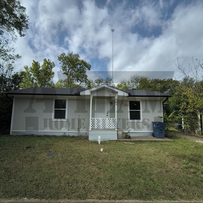 property at 305 N Wilson St